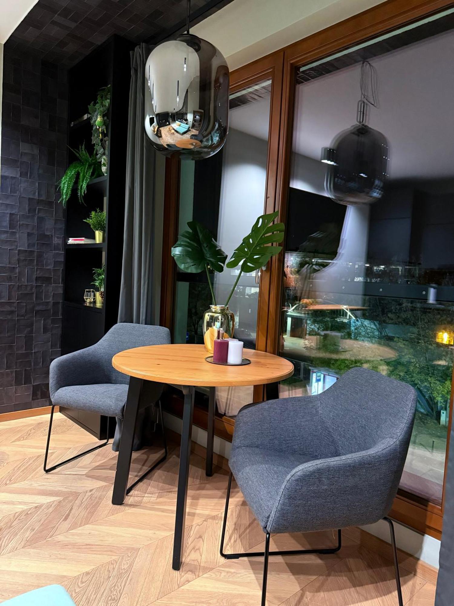 Grzybowska Spot Apartament Warszawa